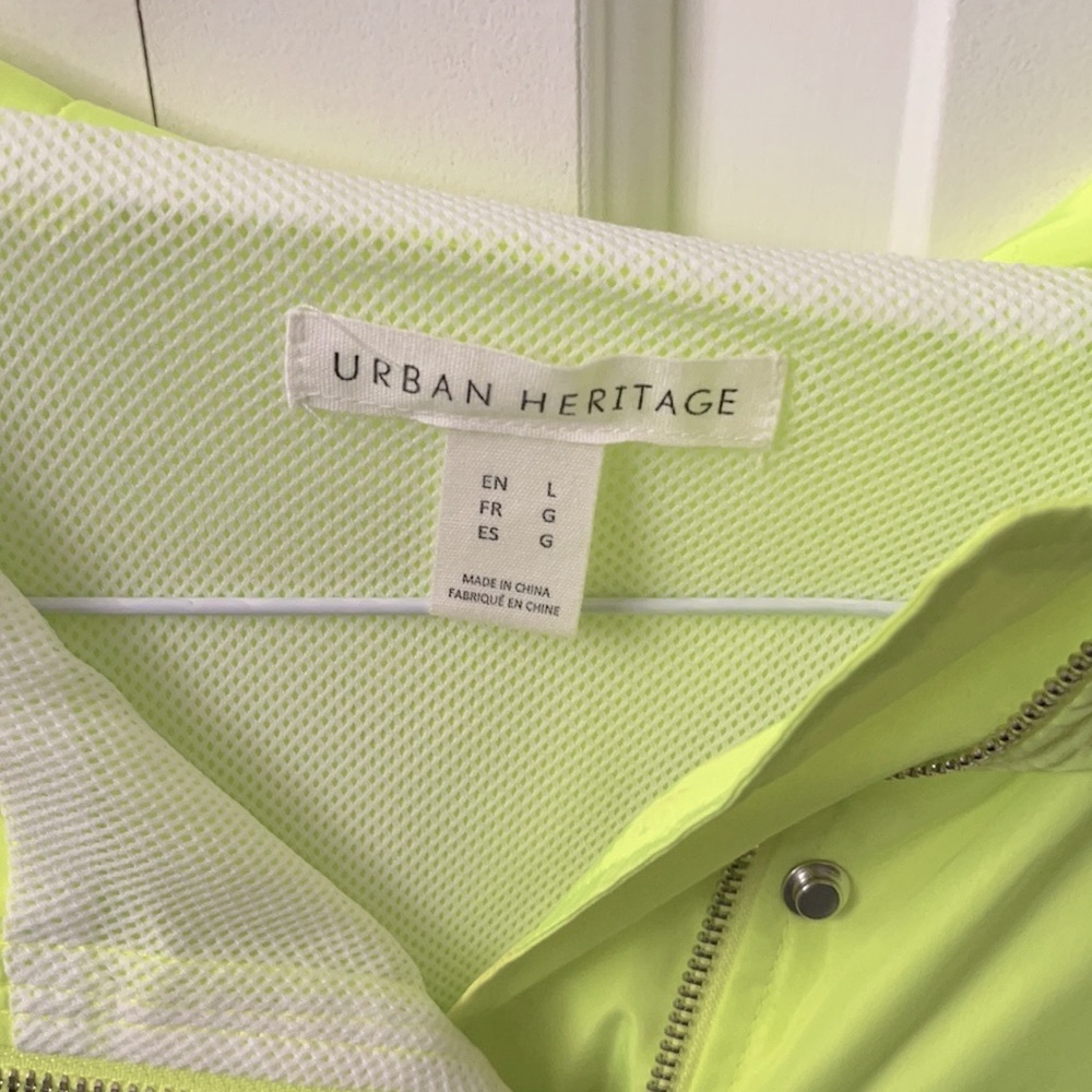 Windbreaker - Picture 2 of 4